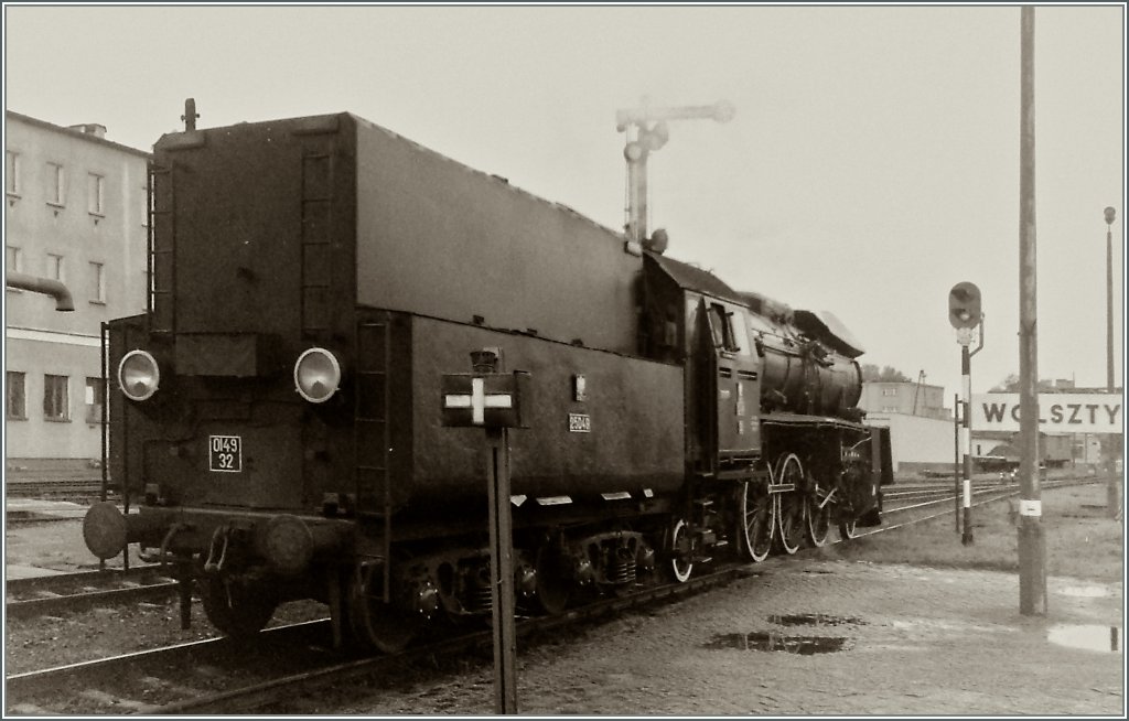 Die PKP Ol 49 32 beim rangieren in Wolstyn. 
28. August 1994 (gescanntes Negativ)