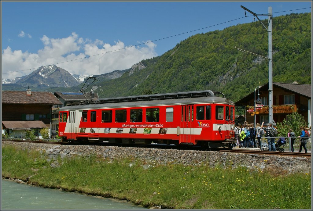 MIB BDe 4/4 N� 11 bei der Haltestelle  Aareschlucht West .
5. Juni 2013