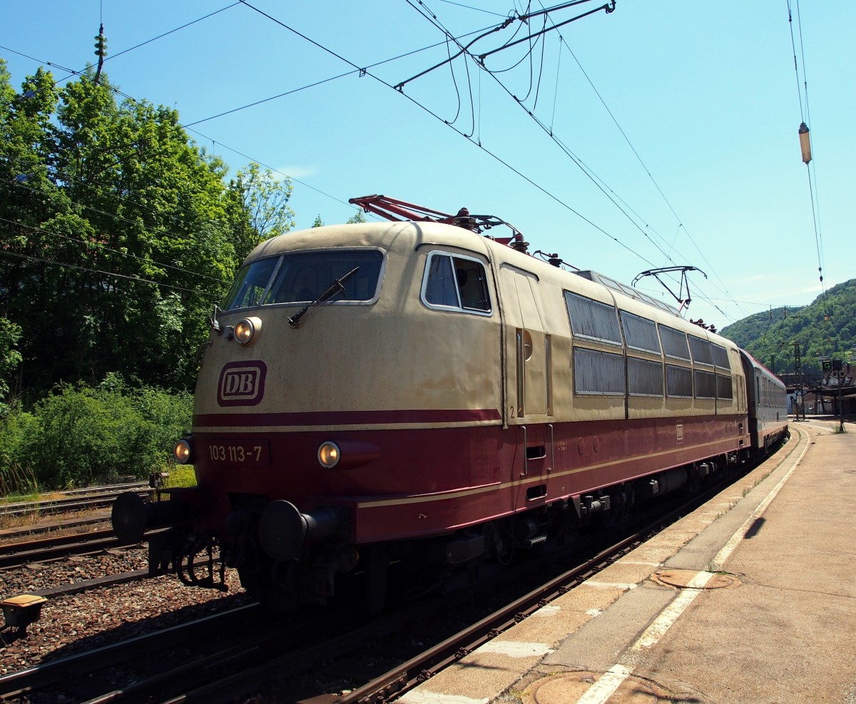 103 113-7 in Geislingen an der Steige mit EC aus Österreich am 22.06.2014.