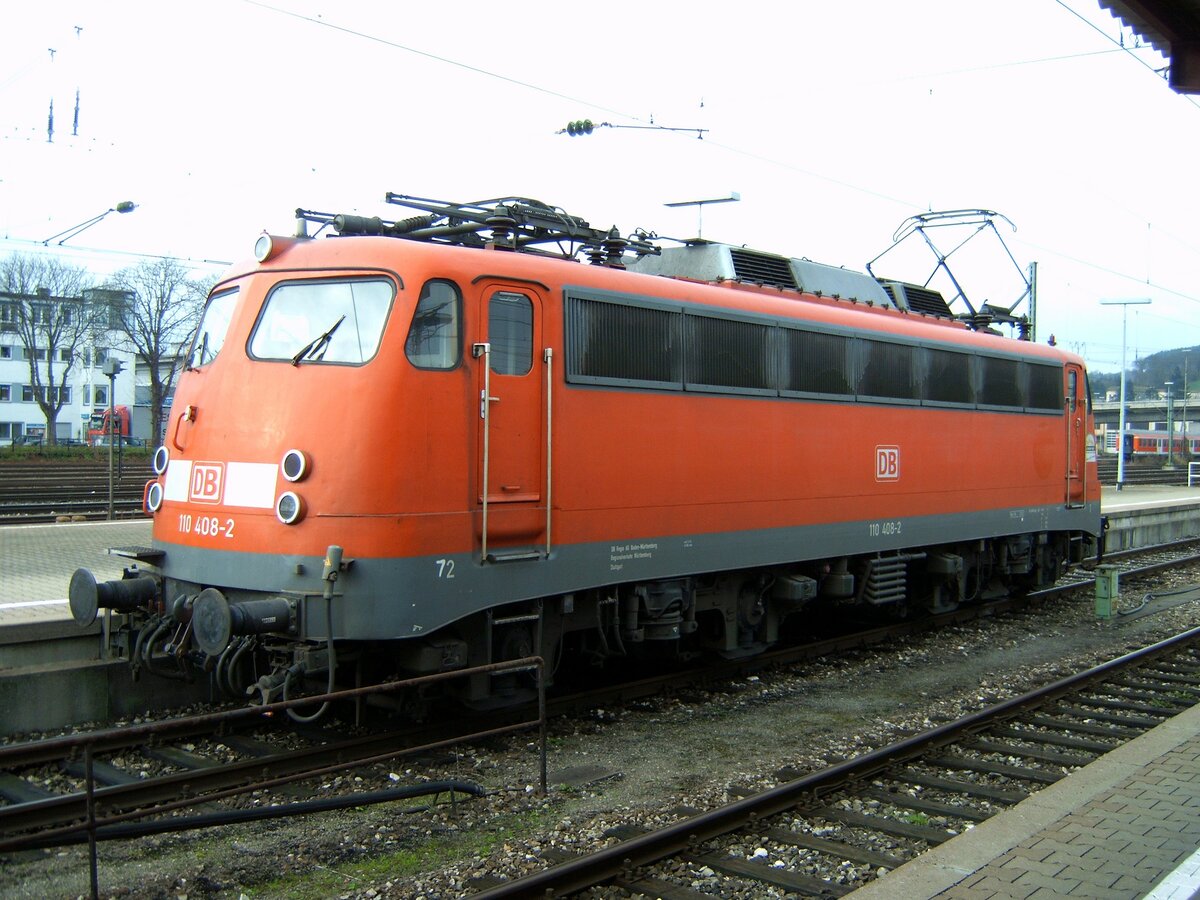 110 408-2 in Ulm am 22.11.2005.