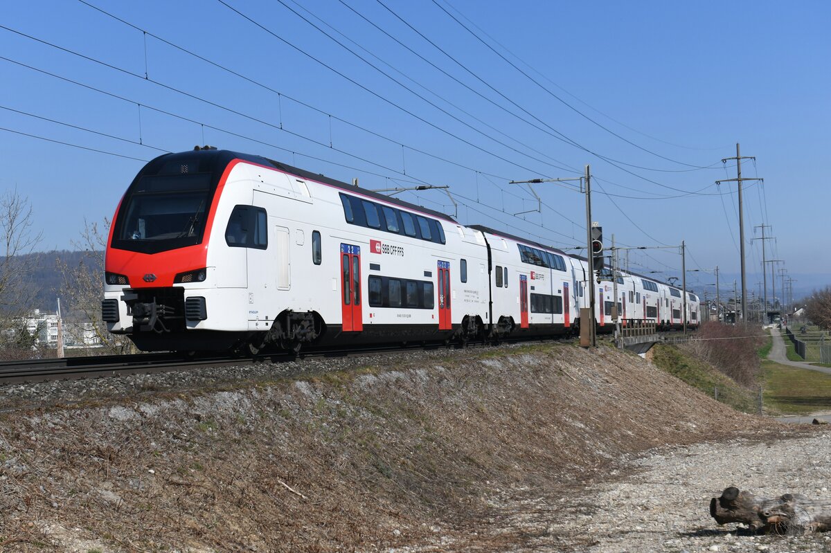 2025-03-05.SBB CFF FFS Pratteln Salina Raurica
Automotrice à deux étages Stadler IR-Dosto
RABe 512 031

© la photo vous intéresse merci de me contacter
photos-vietti-violi@ik.me