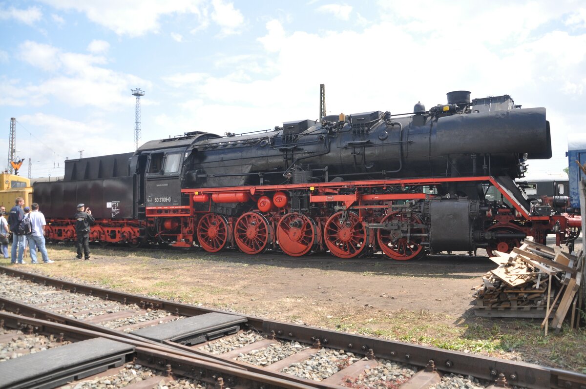 50 3708-0 in Blankenburg am 12.06.2011.