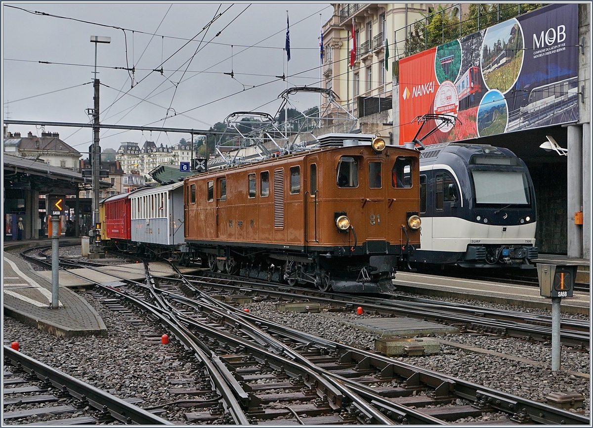 50 Jahre Blonay Chamby - Bündnertag im Saaneland: Die Bernina Bahn Ge 4/4 81 verlässt mit ihrem Extrazug nach Gstaad Montreux.
14. Sept. 2018