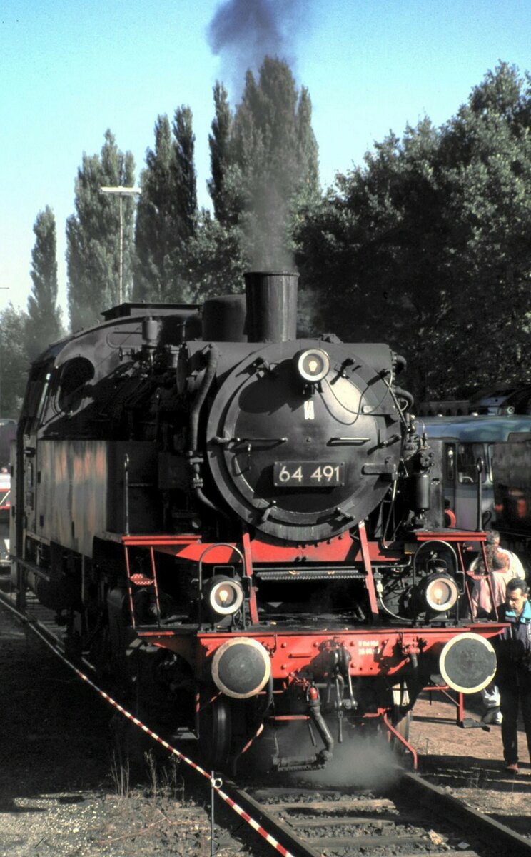 64 491 beim Jubiläum 100 Jahre DB Museum Nürnberg am 16.10.1999.
