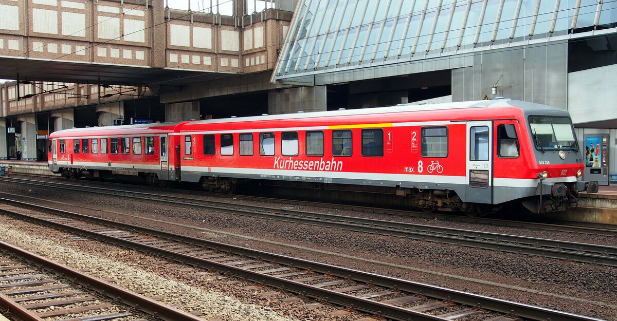 928 225 der DB Kurhessenbahn in Kassel Wilhelmsh�he am 13.06.2014.