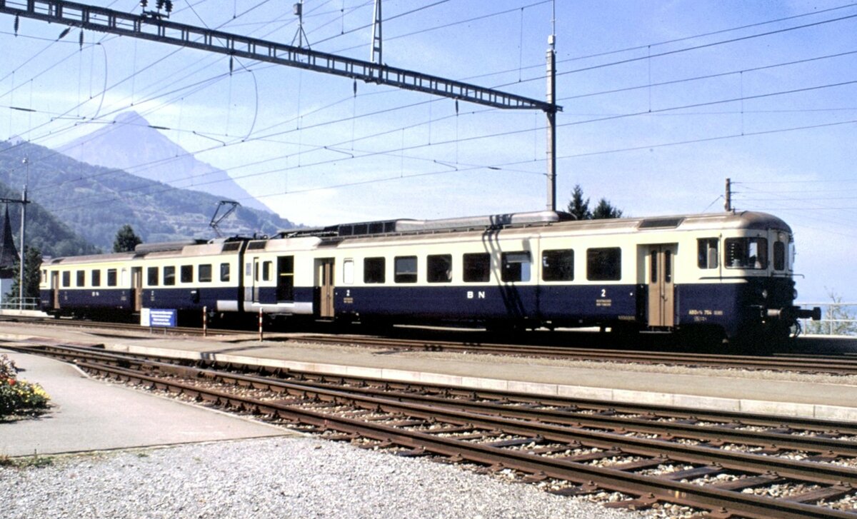 ABDe 4/8 Nr.754 der BN (BLS-Gruppe), Inbetriebnahe 1964; L�P 47,80 m; 102 t, 1600 PS, Vmax 125 km/h, in Wimmis am 23.08.1979.