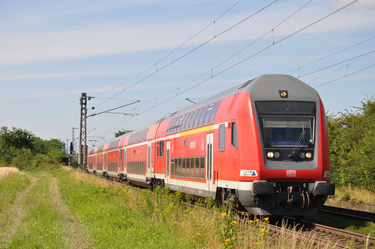 Am 13.07.2017 fuhr außerplanmäßfig ein Dosto Stw der 4. Generation vom Taunusnetz auf dem RE60, hier in Bickenbach.