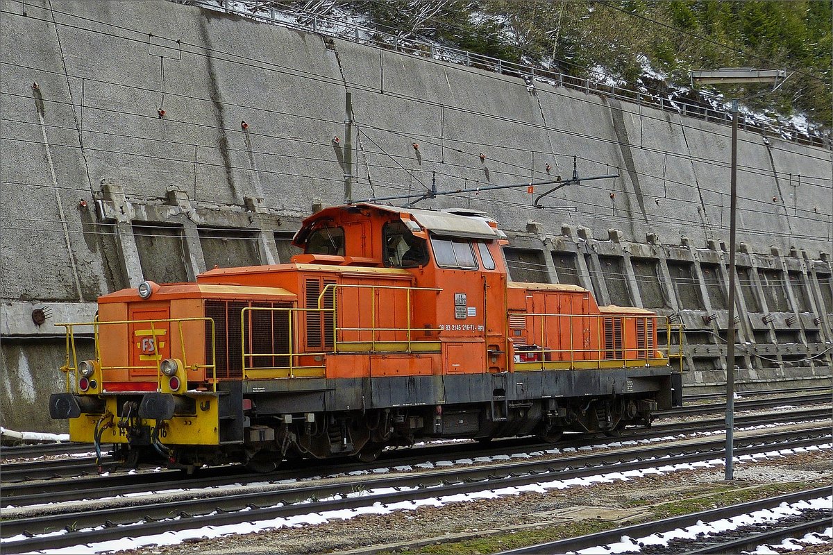 Am 15.05.2019 durchfährt die Diesellok D 145 216-7 (98 83 2145 217-6 I-RFI) den Bahnhof Brenner. 