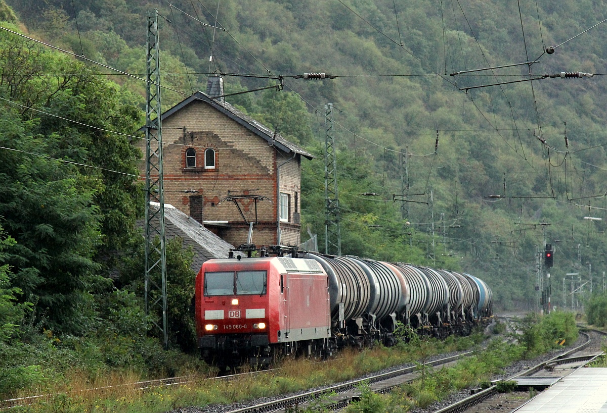 DB 145 060-0 mit kurzem Öler in Kaub. 15.09.2021 