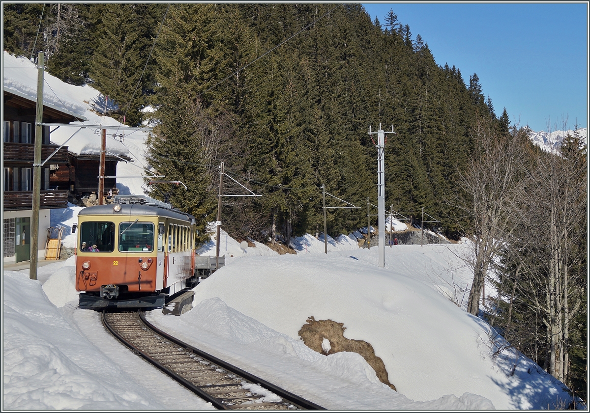 Der BLM Be 4/4 n° 22 erreicht Mürren.
9. März 2014
