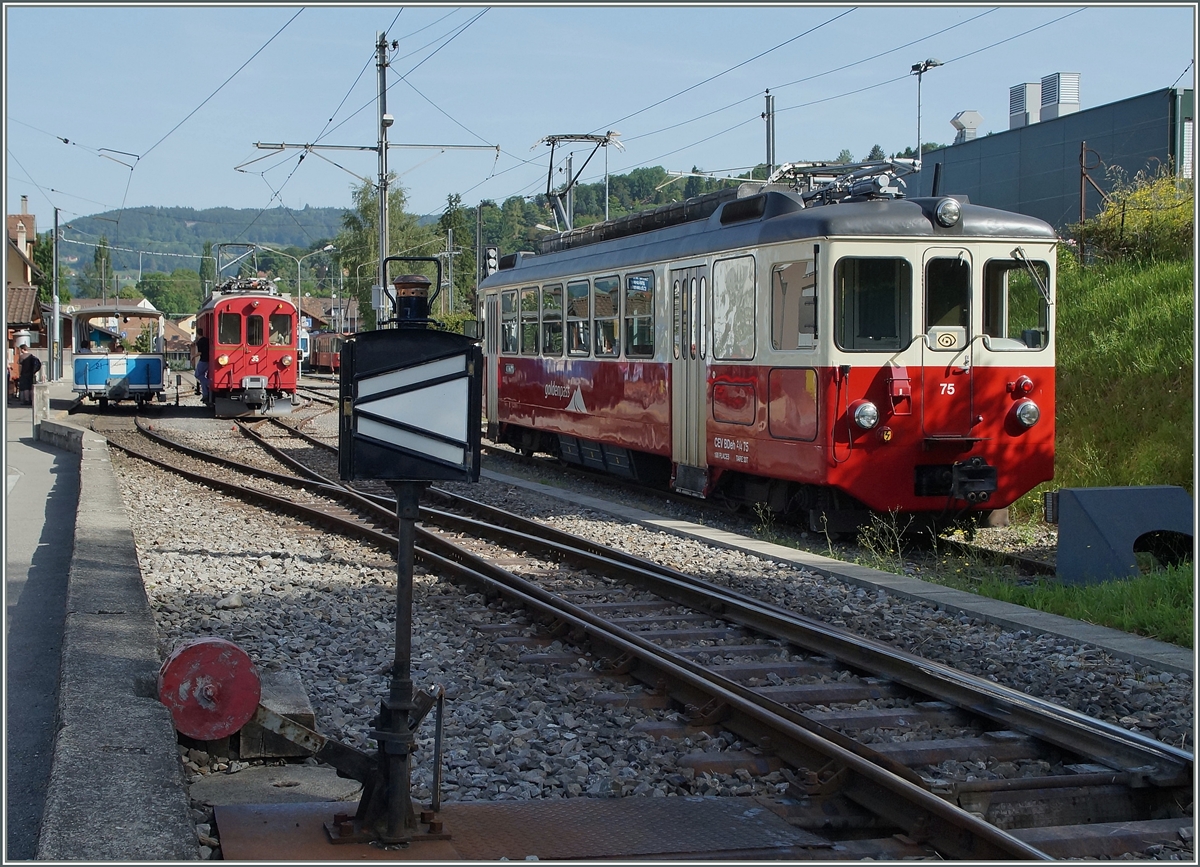 Der CEV BDe 2/4 N� 75 geh�rt (noch) nicht zur Blonay-Chamby Bahn.
9. Juni 2014
