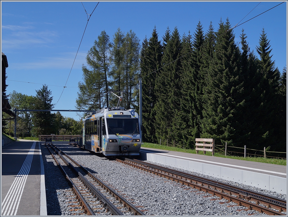 Der CEV Bhe 2/4 N° 72  Astro Pleiades  fuhr mit dem KK 502 zur Müllentsorgung auf den Les Pléiades.
27. August 2018