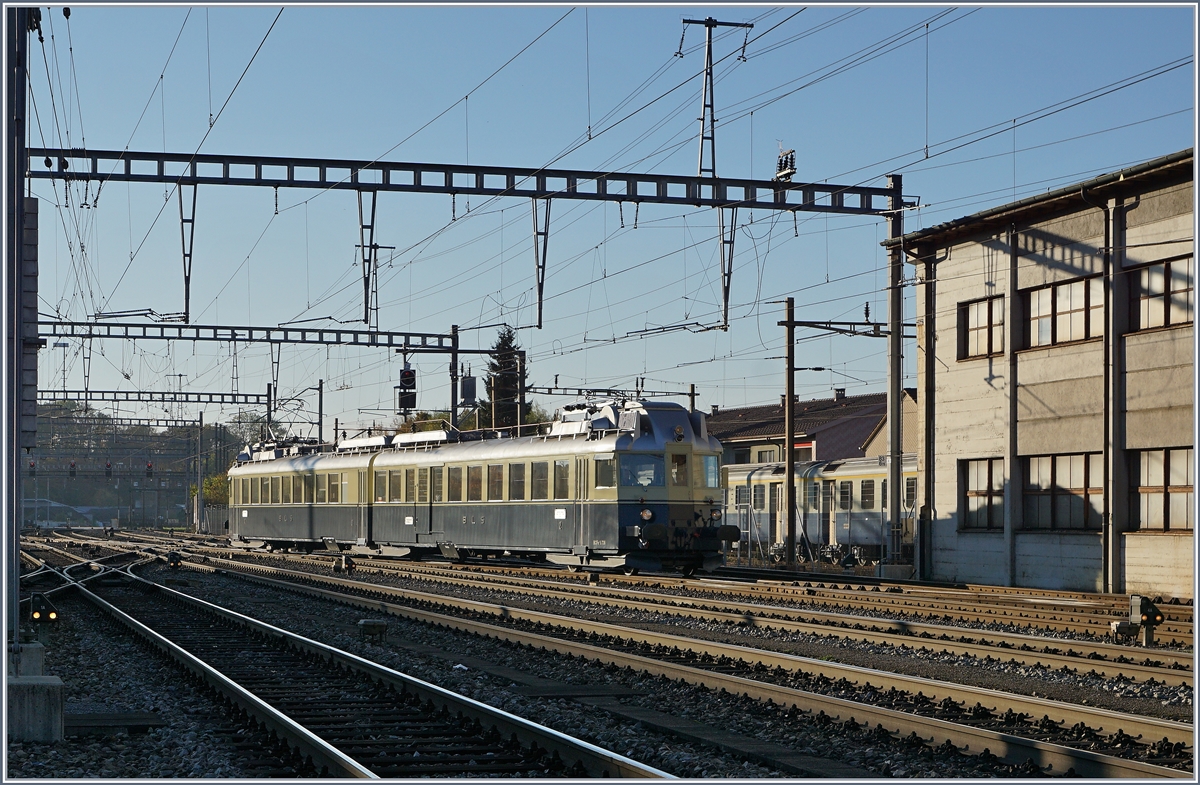 Der historische BLS BCFe 4/6  Blauer Pfeil  erreicht als Extrazug sein Ziel Burgdorf.
29. Okt. 2016