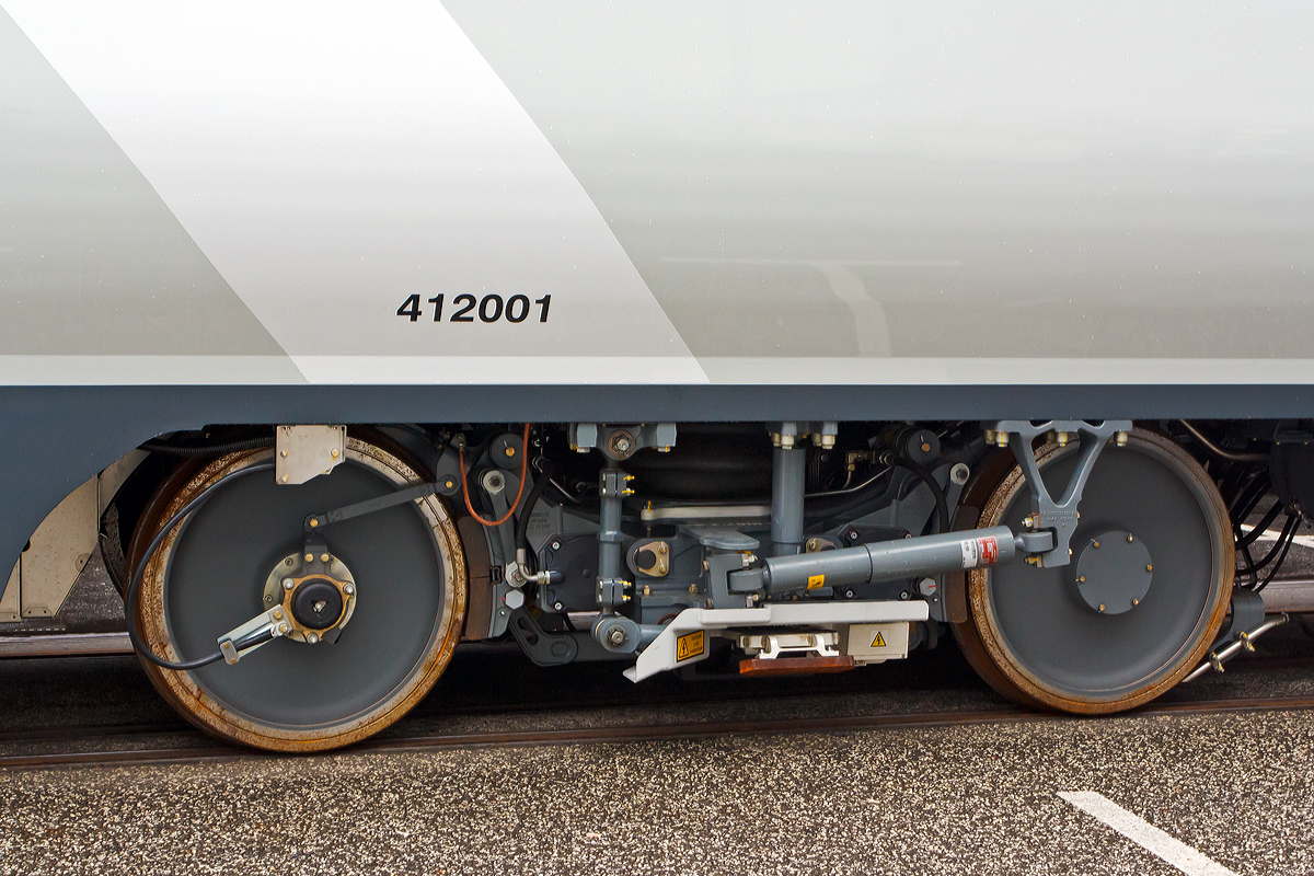 
Detail - Antribesdrehgestell von dem Class 700 (Siemens Desiro City / Thameslink) der auf der InnoTrans 2014 in Berlin ausgestellt wurde (26.09.2014).