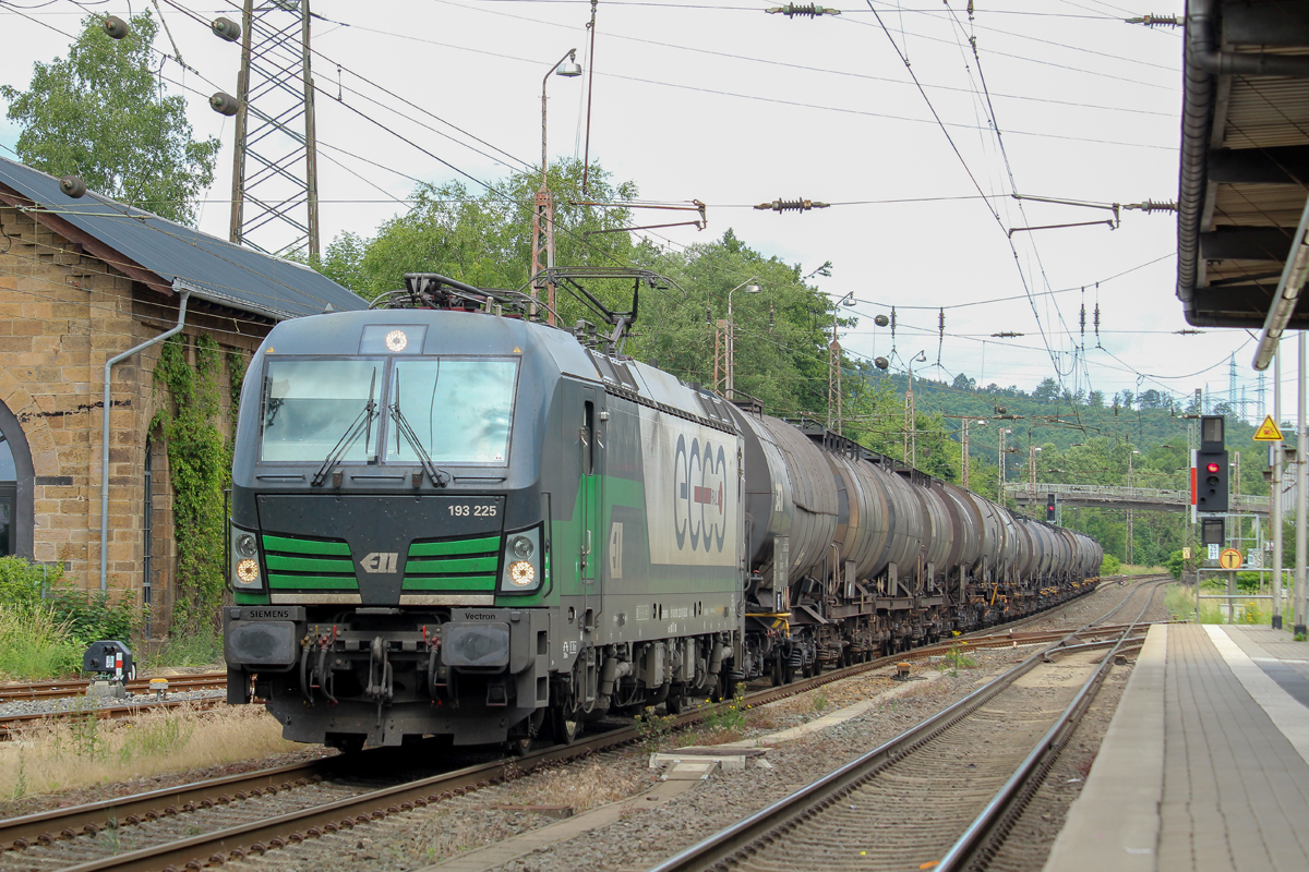 Die 193 225 der ELL Rail / ECCO Rail durchf�hrt am 16.06.2018 mit Kesselwagen Kreuztal in Richtung Kreuztal Gbf. Danach ging es weiter Richtung Frankfurt.