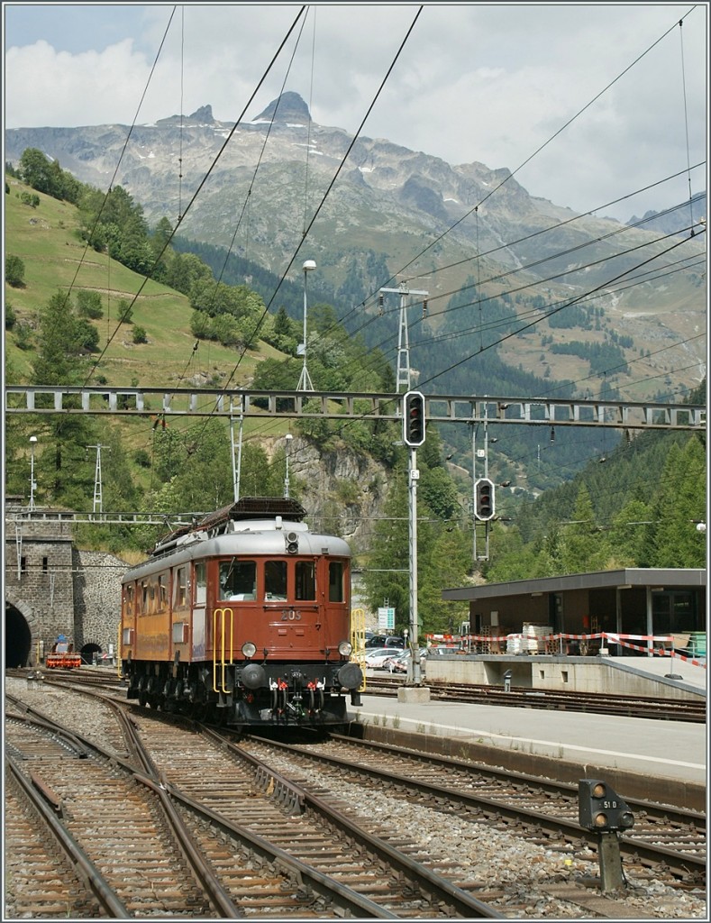 Die Ae 6/8 205 in Goppenstein.
7. Sept. 2013