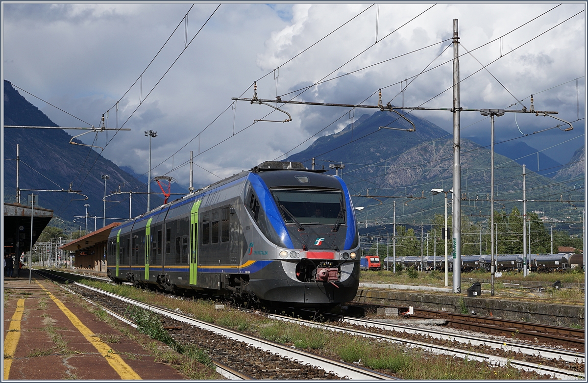 Ein FS Trenitalia Ale 501 ME (Minuetto) verl�sst Domodossola in Richtung Novara.
18. Sept. 2017