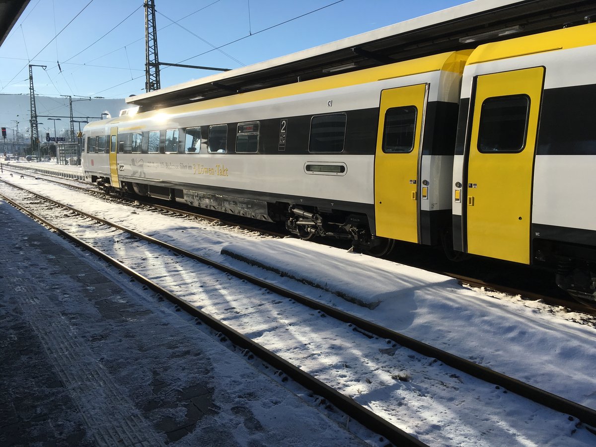Ein paar der neuen 612er wo im Landesdesign BW Lackiert sind, sind schon in Ulm angekommen.

So traf ich am 06.01.17 den 612 008 als Ire aus Ulm hbf in Aalen.