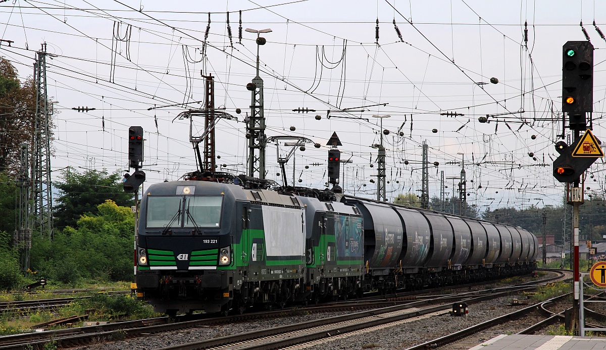 ELL 193 221-9 und 193 720-0  Neptune  mit langem �ler in Neuwied. 17.09.2021
