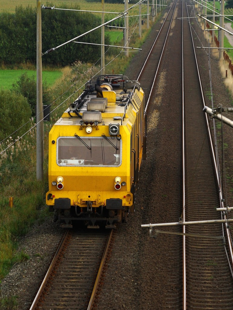 Eurailscout UFM 120 auf dem Weg nach Dänemark hier festgehalten bei Lürschau. 04.09.2014