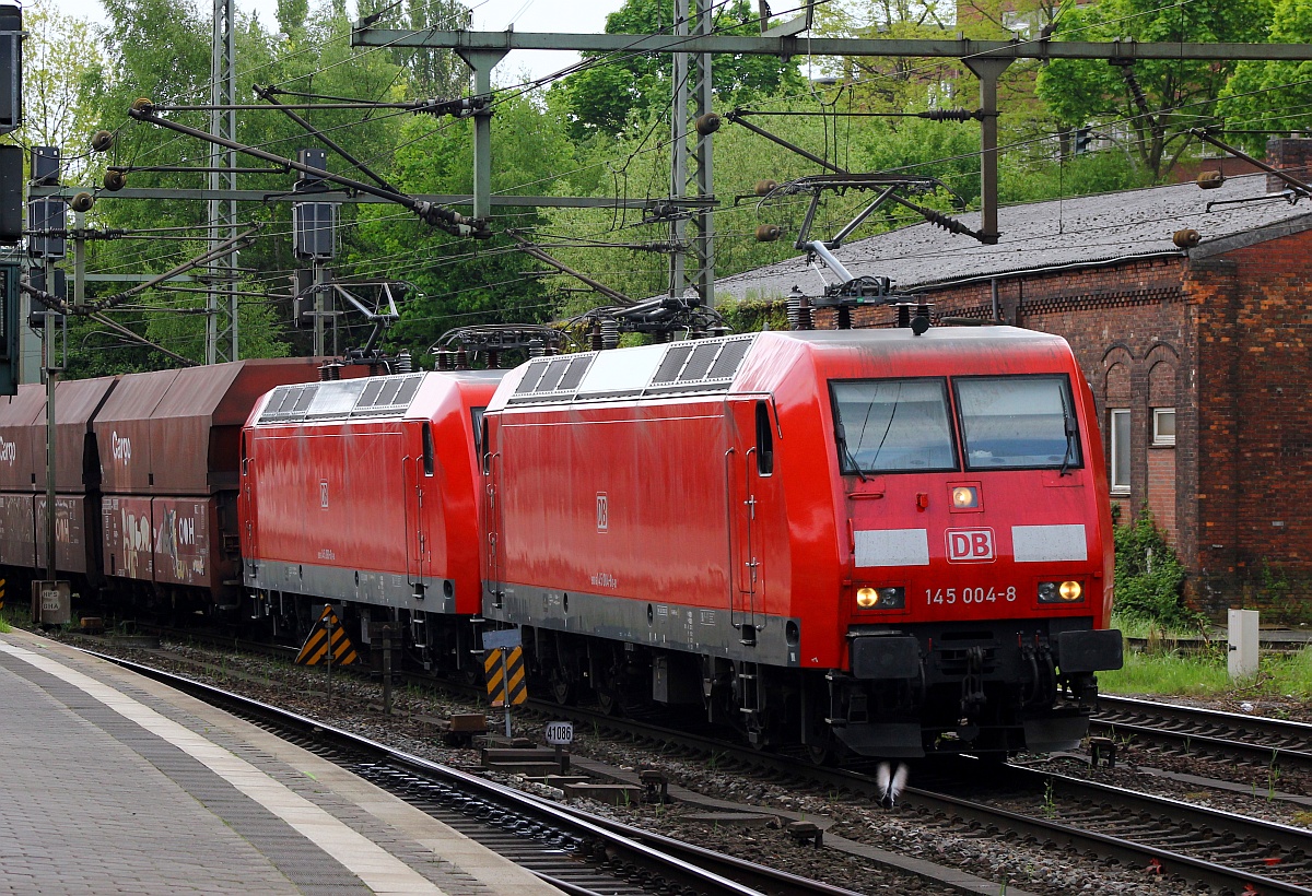Gegenbild zu dem vom Andi...DB 145 004-8(REV/LD X/15.03.13)und 145 060-0(REV/LD X/21.04.15)mit dem leeren Kohle-Pendel auf dem Weg zum Hamburg Hafen/HansaPort. HH 09.05.2015
