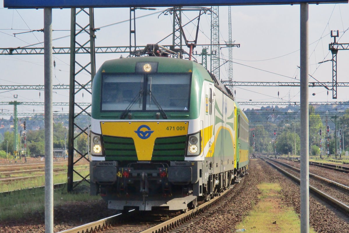 GySEV 471 001 treft am 6 September 2018 in Kelenf�ld ein.