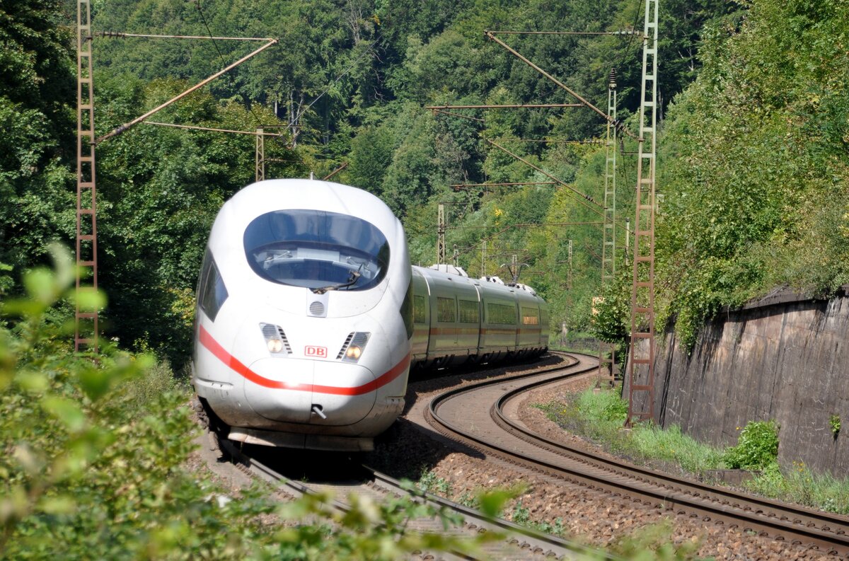 ICE 3 auf der Geislinger Steige am 11.09.2010.
