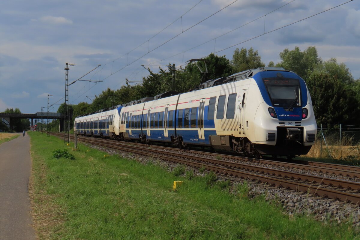 National Express 9442 160/660 durchfahrt Kaarst-Broicherheide am 23 Juli 2025.