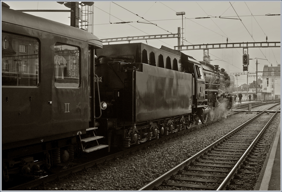 Pacific 01 202 Dampfambiente in Lausanne als S/W Version.
10. Dez. 2016