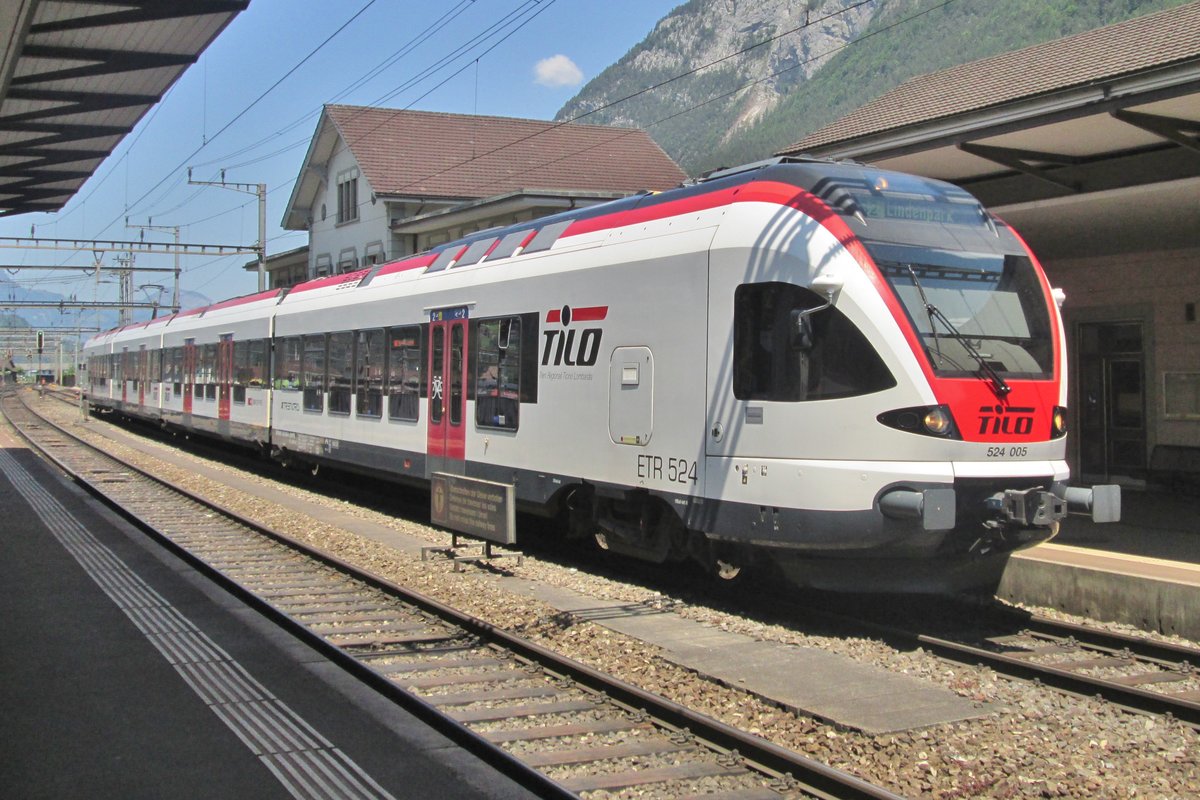 SBB 524 005 steht am 6 Juni 2015 in Erstfeld.