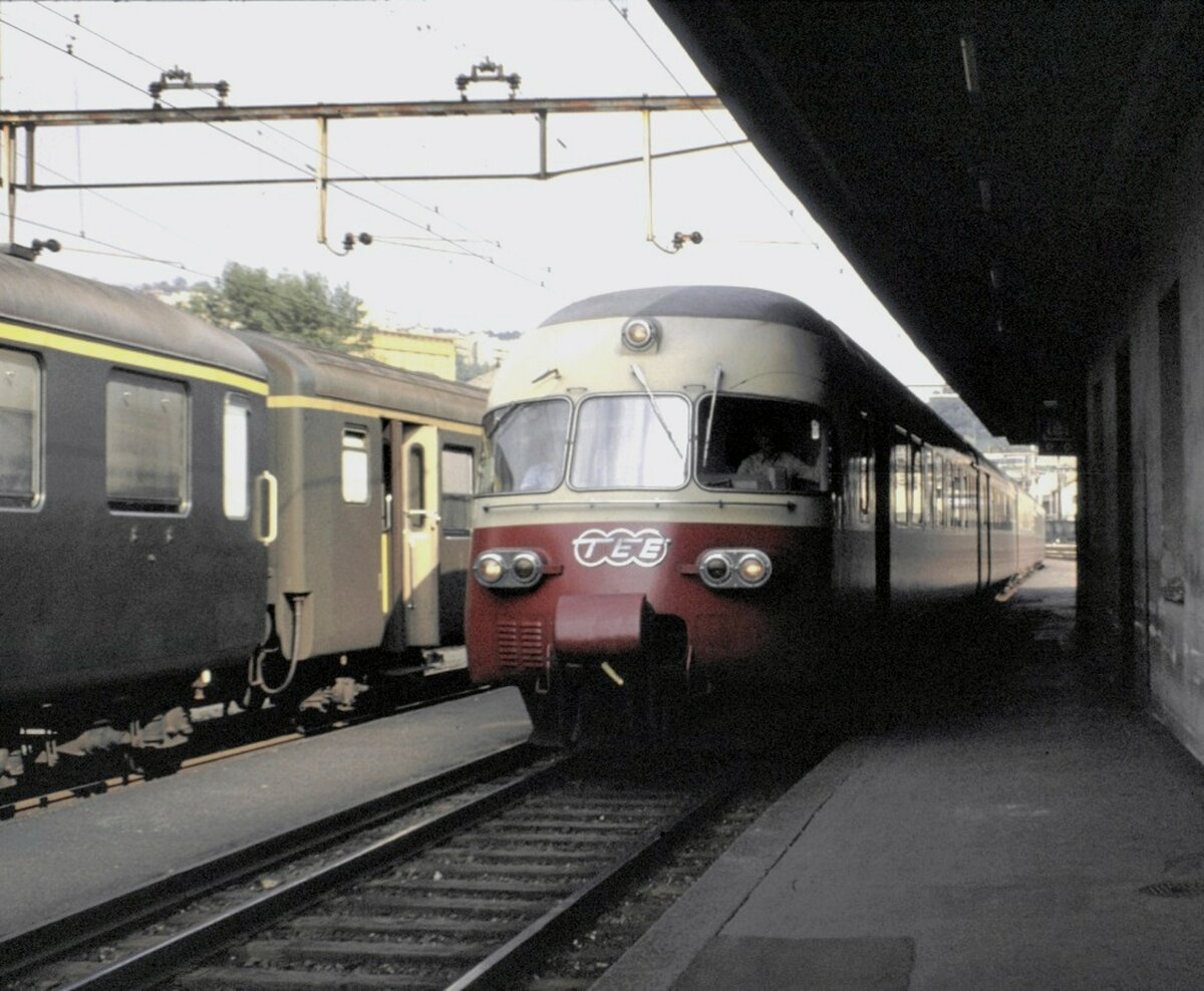 SBB ARe TEE II in Chiasso am 29.05.1981.