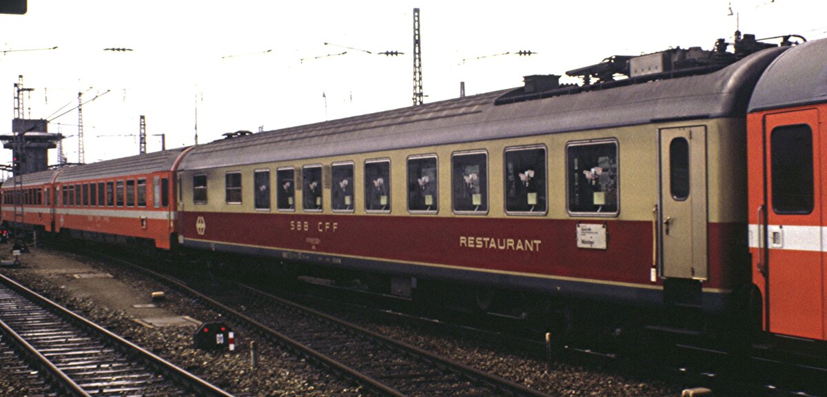 SBB Speisewagen in München ca. 1988.