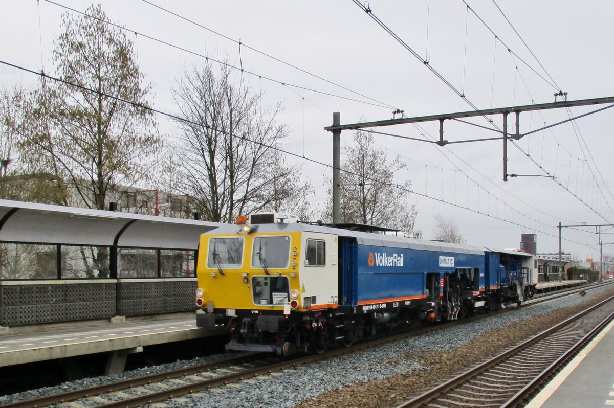 UniMat 103 durchfahrt am 2 M�rz 2017 Nijmegen-Dukenburg.