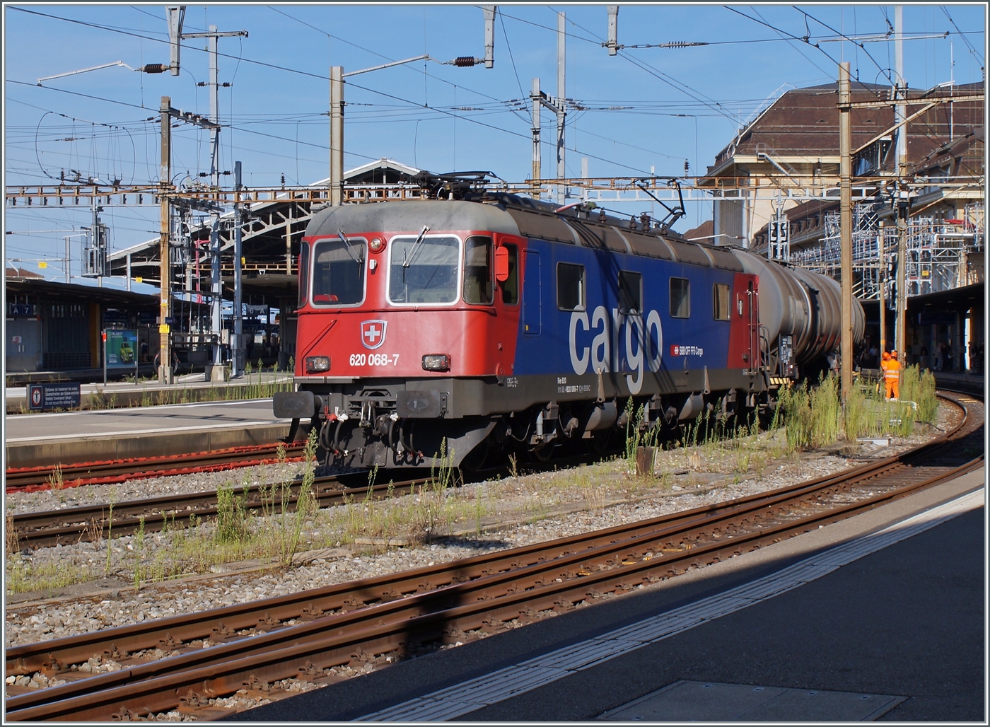 Die SBB Re 6/6 11668 (Re 620 068-7)  Stein Säckingen  wartet in Lausanne auf die Weiterfahrt.

22. August 2024