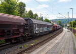 Vierachsiger, großräumiger Drehgestell-Schiebewandwagen der Gattung Habbiins 17, 33 85 2740 134-7 [P] CH-TWA, Gattung Habbiins 16 (TWA HB16), der TWA – Transwagon AG (Zug), am 24 Juli