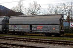 Vierachsiger gedeckter Schüttgutwagen mit Schwerkraftentladung, pneumatischem/mechanischen Klappenverschlusssystem und öffnungsfähigem Dach, 81 81 0665 073-7 A-RCW, der Gattung Talns,