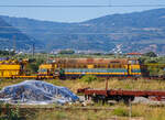 Eine unbekannte ex SNCB 51er (ex SNCB 200er) der Francesco Ventura Costruzioni Ferroviarie S.r.l. (Paola), gehört zur Salcef Group, abgestellt am 16.07.2022 beim Bahnhof Lamezia Terme Centrale (Kalabrien).