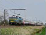 Die S�rie 16: 1966 war die Linie Br�ssel-K�ln vollst�ndig elektrifiziert und die SNCB ben�tigte Lokomotiven, welche unter 4 verschiedenen Stromsystemen fahren konnten.