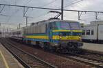 NMBS 2707 steht am trüben 22 Mai 2014 in Antwerpen-Berchem.