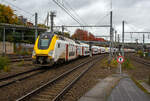 Geführt von dem SNCB/NMBS - M7 Bmx TWINDEXX-Triebwagen 91 88 8696 088-2 B-B, ex 76088, erreicht ein IC von Knokke über Gent und Brüssel am 21 Oktober 2025 seinen Zielbahnhof