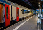 SNCB/NMBS - I11 Steuerwagen der zweiten Klasse mit Gepäckabteil, BDbfpm 61 88 80 90 011-2 B-B, ex 19811, eingereiht im Zugverband des euregioAIXpress (S41) von Liège-Saint-Lambert über