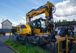 Liebherr Zweiwegebagger A 922 Rail Litronic (Baureihe 1190) mit Abstützpratzen, interne Nr.