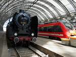 03 001 und 442 151 im Hauptbahnhof Dresden am 19.04.2015.