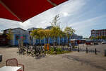 Das Empfangsgeb�ude vom Hauptbahnhof Rostock am 14.05.2022 von der Stra�enseite.