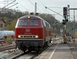 Heute konnte ich sie wieder sehen, die sch�ne altrote 215 086-0 (eigentlich 225 086-8) der RE - Rheinische Eisenbahn rangiert am 31.03.2014 im Bahnhof Betzdorf/Sieg.