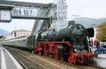 Silberlinge und 012 100 waren mit einige Tausende Eosenbahnfreunde am 29 September 2005 in Neustadt (W) während der Plandampf.