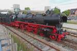 Traditionell ist jedes 1. vollen Wochenende das VSM Dampflokfestival  Terug naar Toen   (Zur�ck ins Damals) und ebenso traditionell ist die Teilname von die SSN aus Rotterdam mit mindestens zwei Dampfloks und vier bis sechs Wagen. Am 3 September 2023 steht SSN 01 1075 in Dieren auf den versp�teten R�ckfahrt nach Rotterdam, Haus-Bwe der Stoom Stichting Nederland.