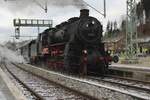 Am 30 Dezember 2025 verlasst 58 311 mit ein Dampfzug nach Seebrugg Titisee.