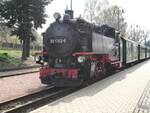 99 1762-6 beim Umsetzen und Wasserfassen in Radeberg am 12.04.2016.