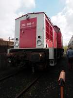 201 885-0 im Sächsischen Eisenbahnmuseum in Chemnitz am 19.04.2017.